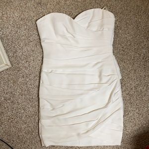 BCBG White sweetheart neckline cocktail dress